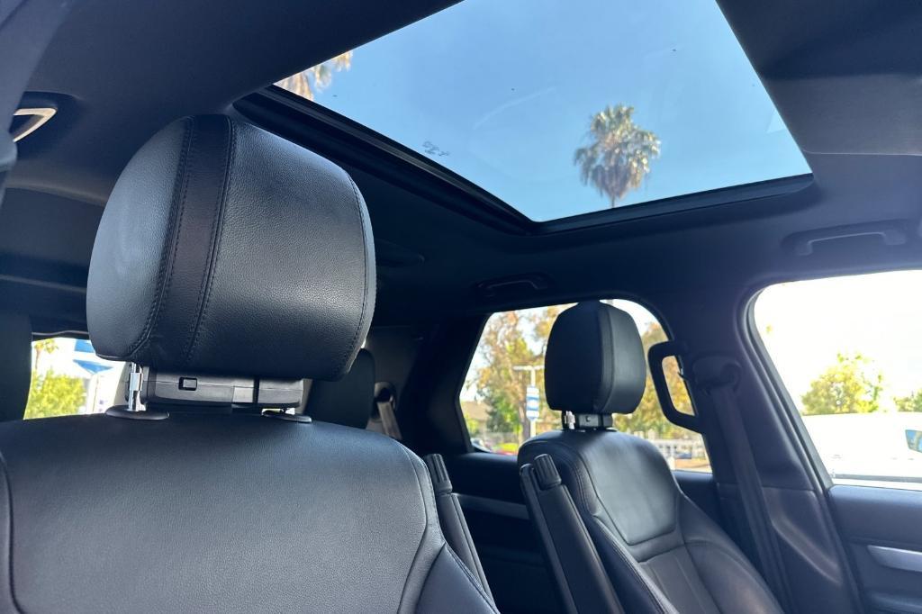 used 2020 Land Rover Discovery car, priced at $29,895