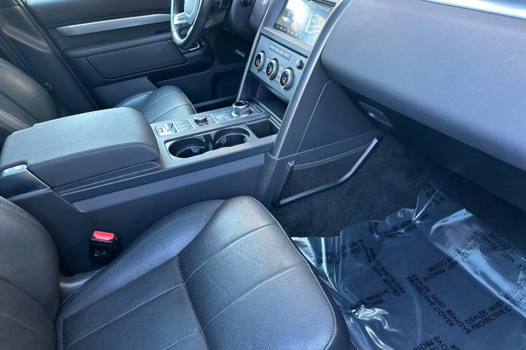 used 2020 Land Rover Discovery car, priced at $29,895