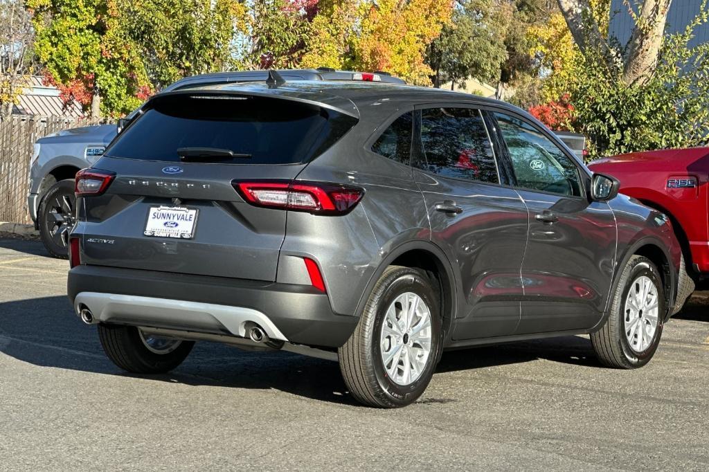 new 2025 Ford Escape car, priced at $29,095