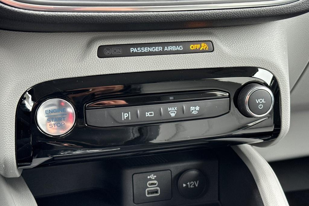 new 2025 Ford Escape car, priced at $35,991