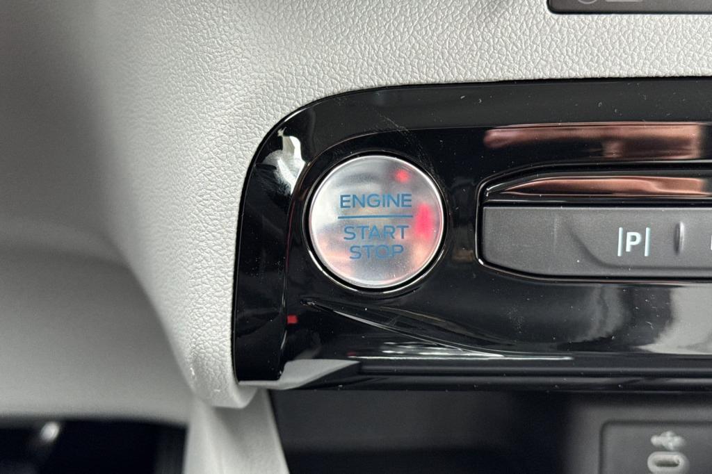new 2025 Ford Escape car, priced at $35,991
