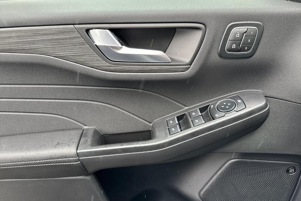 new 2025 Ford Escape car, priced at $35,991