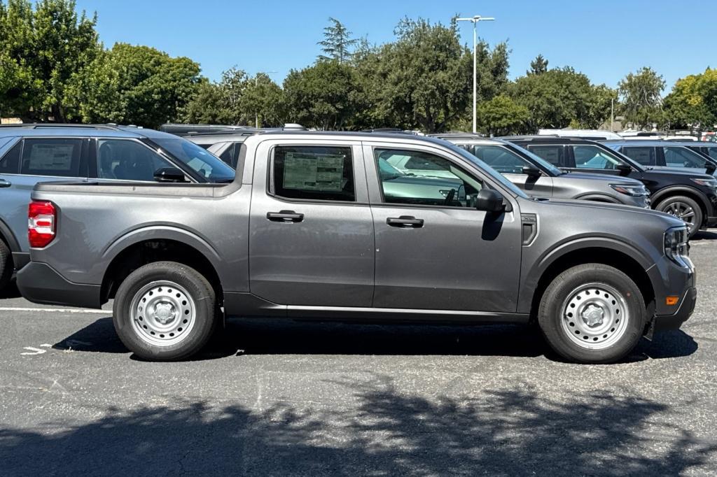 new 2025 Ford Maverick car, priced at $29,542