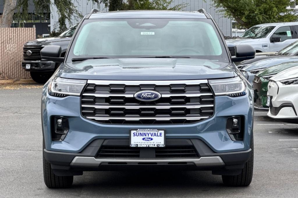 new 2025 Ford Explorer car