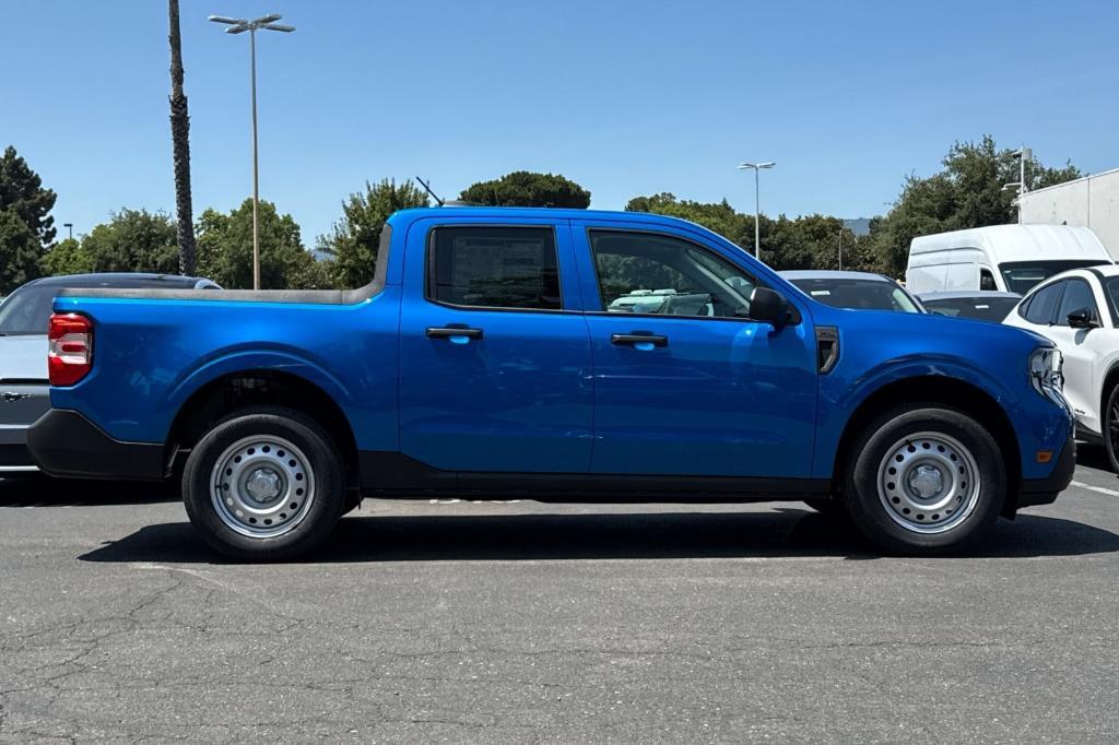 new 2025 Ford Maverick car