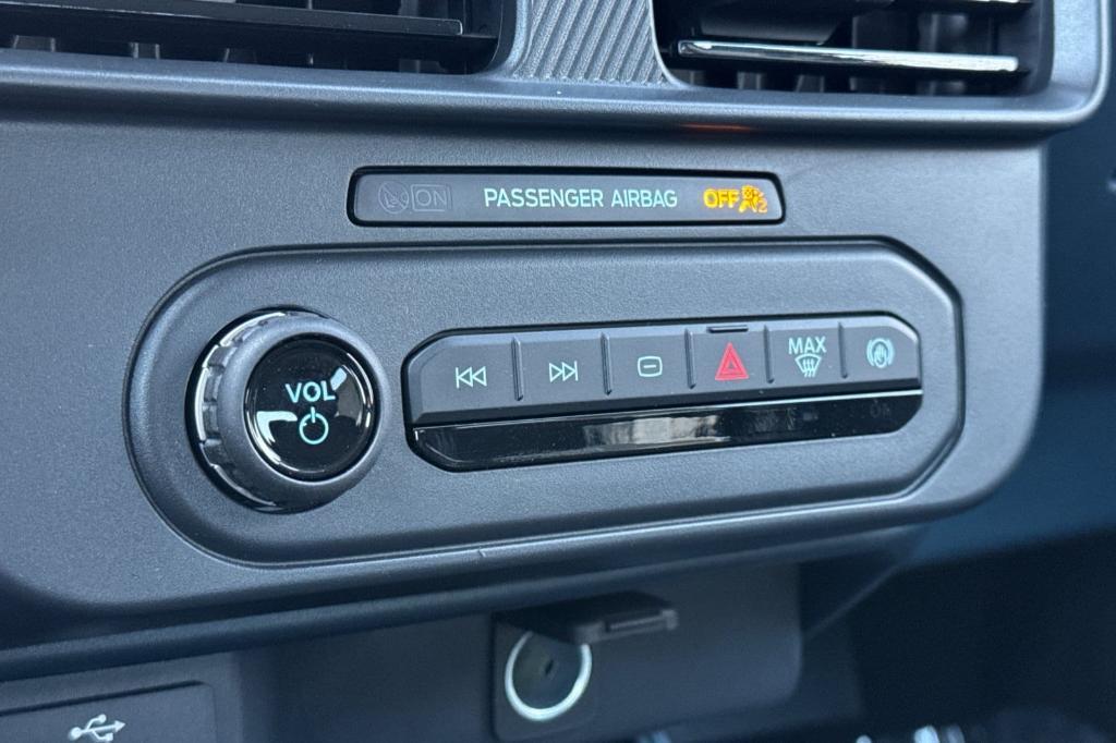new 2025 Ford Maverick car