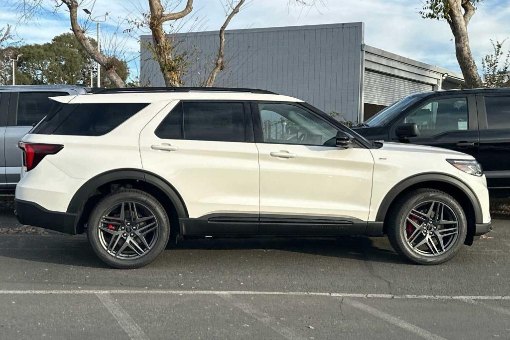 new 2025 Ford Explorer car, priced at $51,240