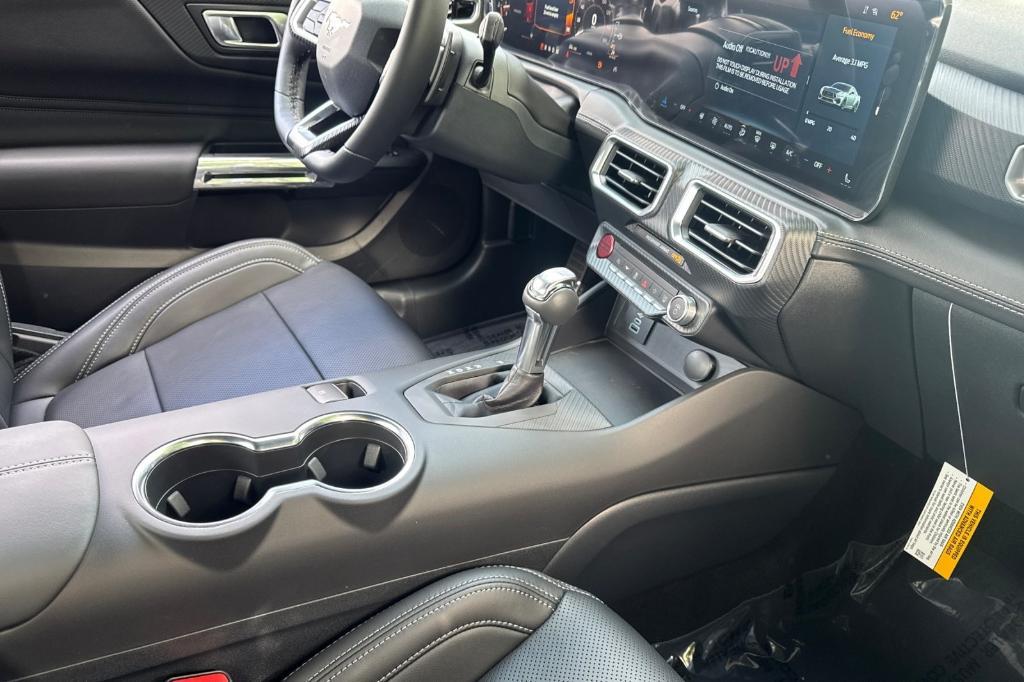 new 2025 Ford Mustang car