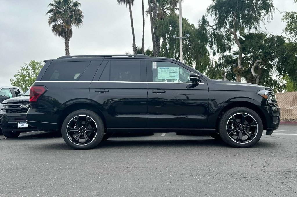 new 2024 Ford Expedition car, priced at $78,717