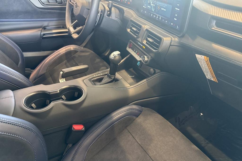 new 2025 Ford Mustang car