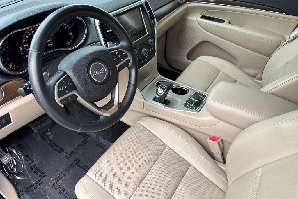 used 2015 Jeep Grand Cherokee car, priced at $16,591
