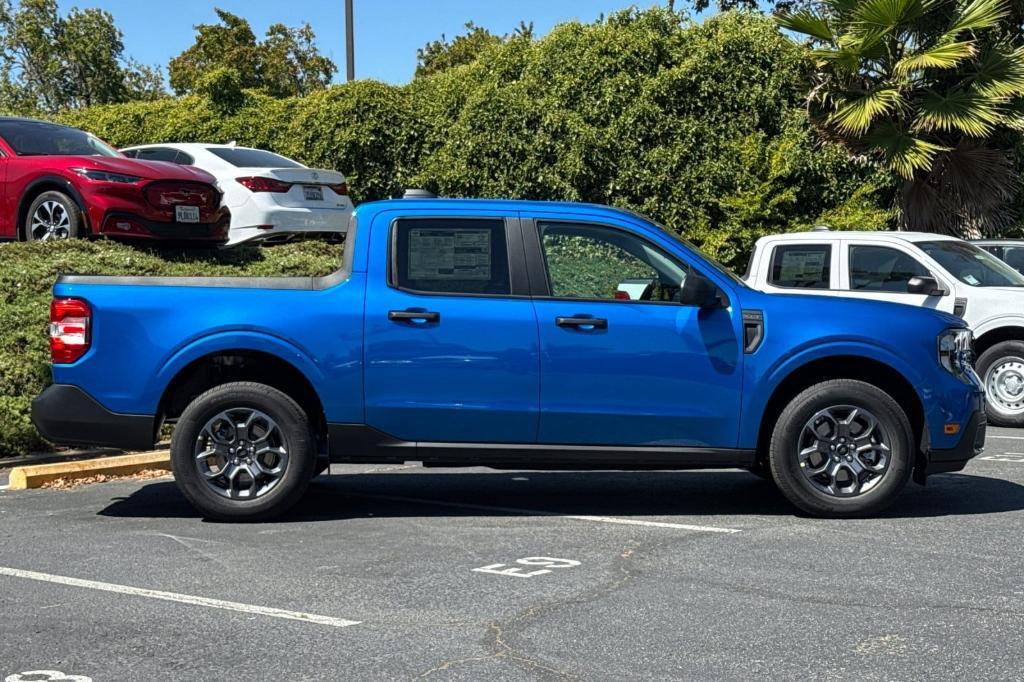 new 2025 Ford Maverick car, priced at $32,017