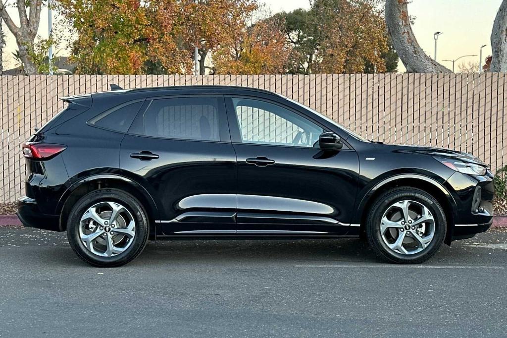 used 2023 Ford Escape car, priced at $26,495