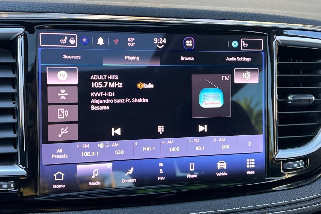 used 2023 Chrysler Pacifica car, priced at $28,595