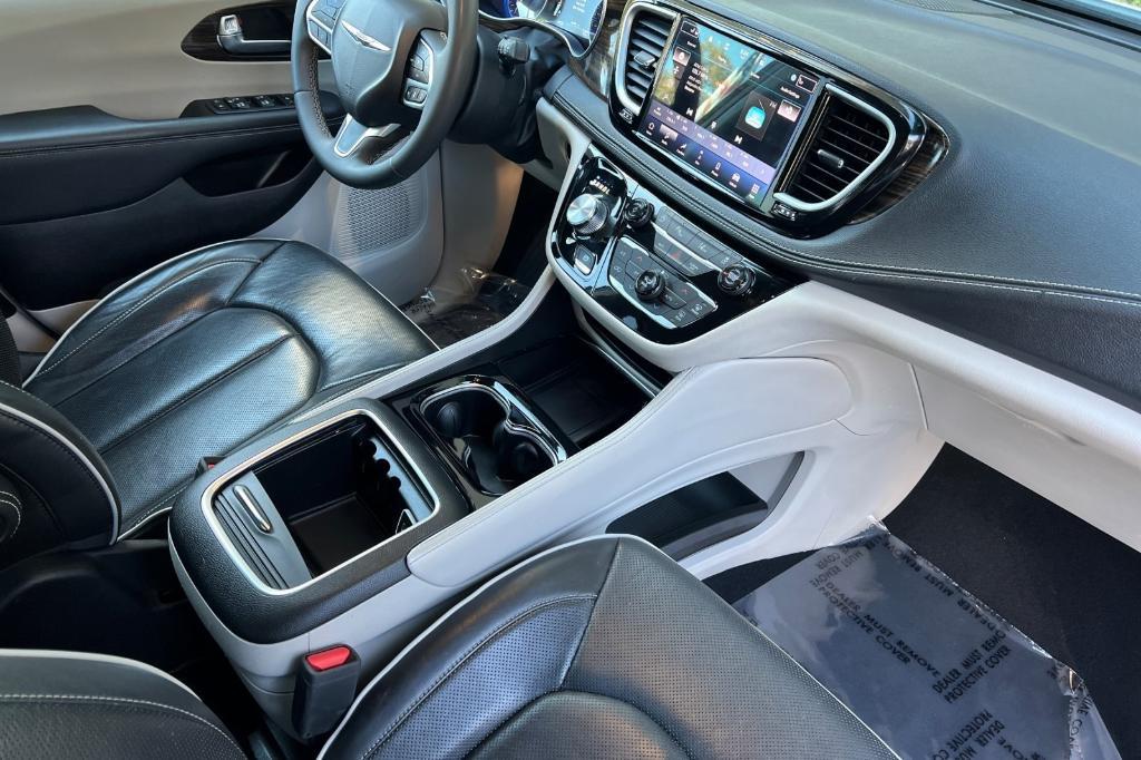 used 2023 Chrysler Pacifica car, priced at $28,595
