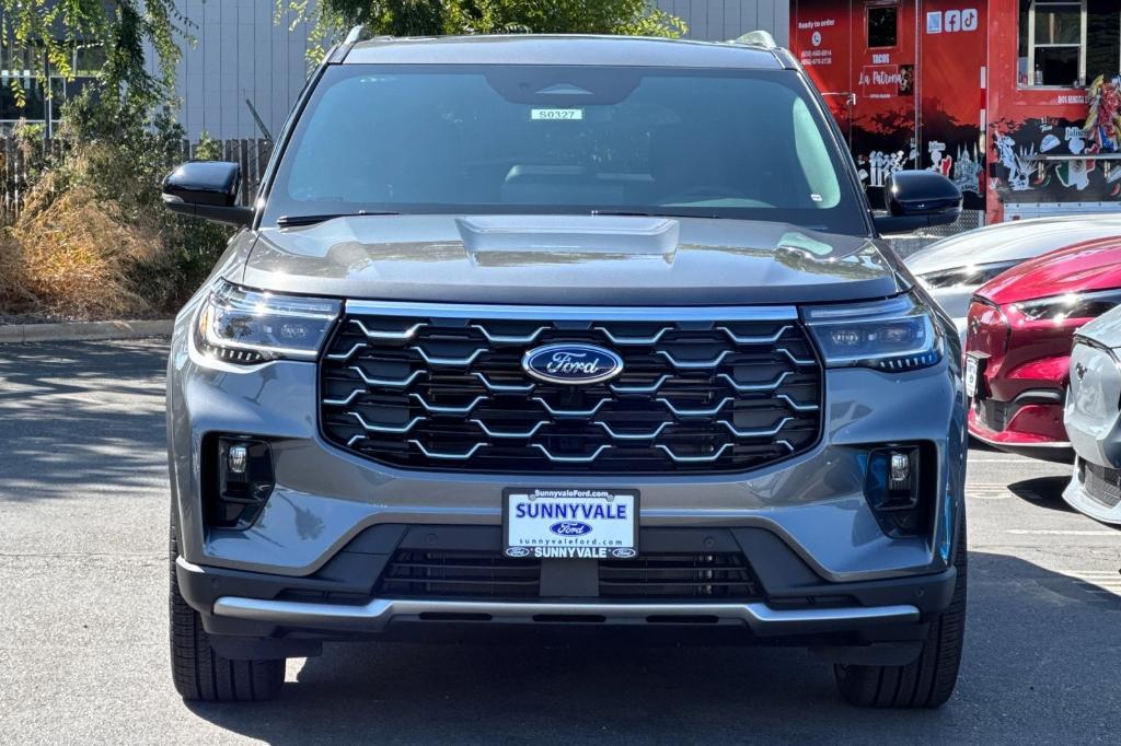 new 2025 Ford Explorer car