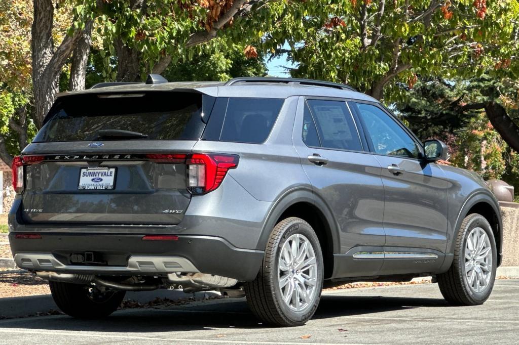 new 2025 Ford Explorer car, priced at $44,288