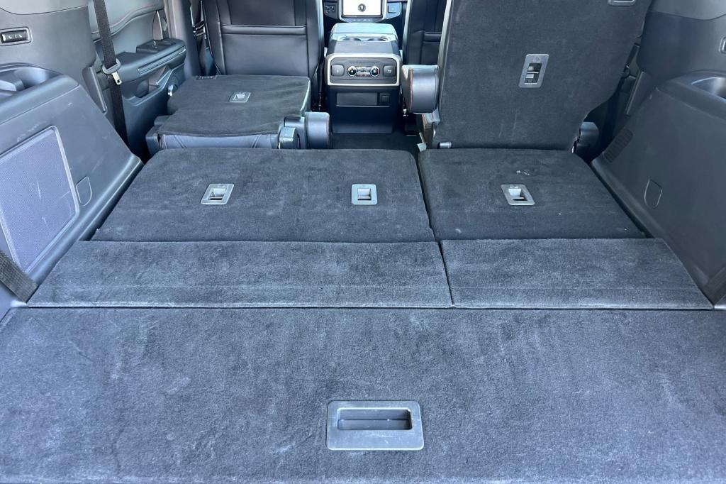 used 2024 Ford Expedition car, priced at $82,860