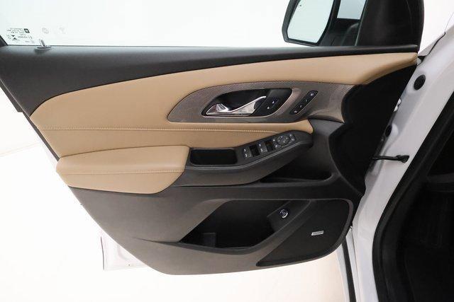 used 2023 Chevrolet Traverse car, priced at $37,247