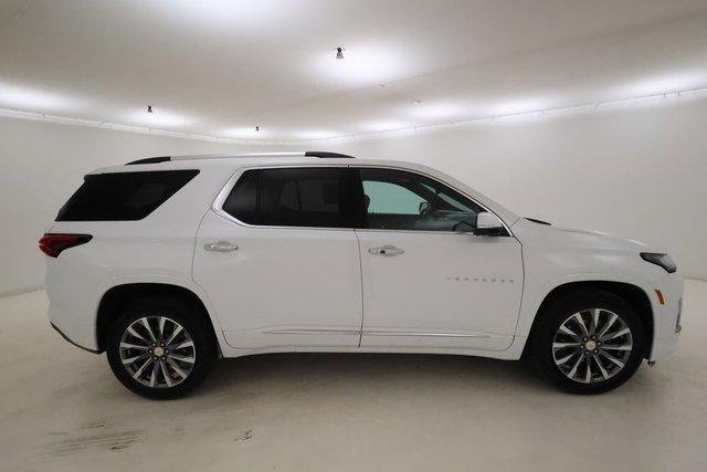 used 2023 Chevrolet Traverse car, priced at $37,247