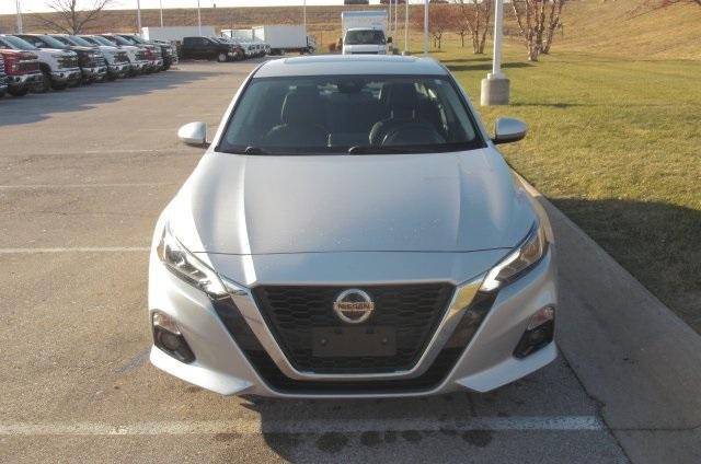 used 2019 Nissan Altima car, priced at $13,500