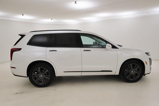 used 2021 Cadillac XT6 car, priced at $27,521