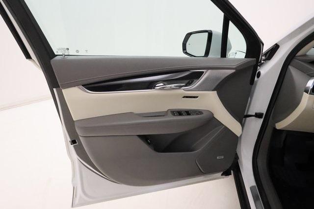 used 2021 Cadillac XT6 car, priced at $27,521