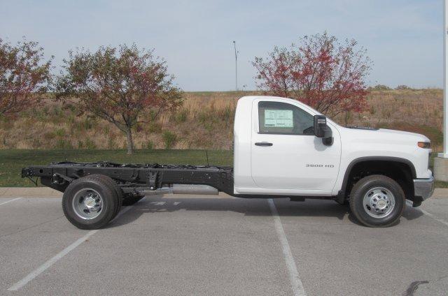 new 2025 Chevrolet Silverado 3500 car, priced at $52,183