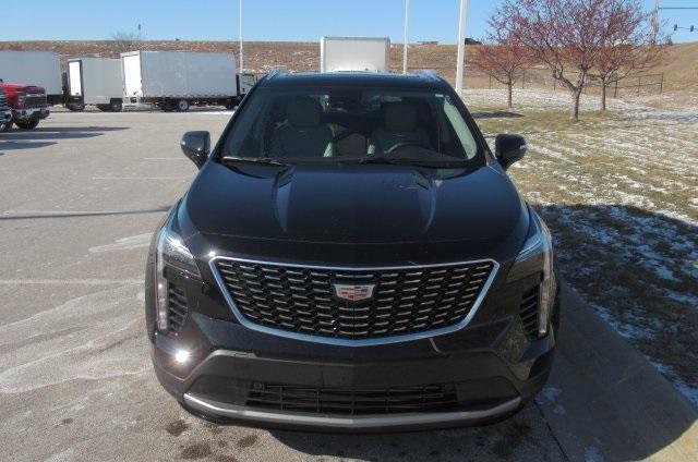 used 2022 Cadillac XT4 car, priced at $31,900