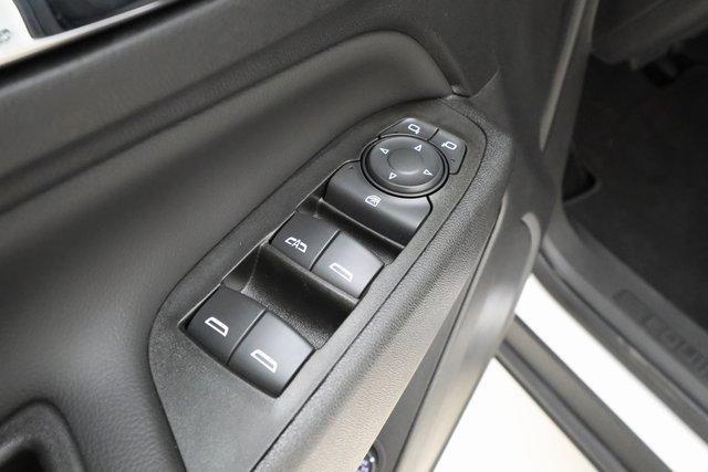 used 2022 Chevrolet Equinox car, priced at $23,500