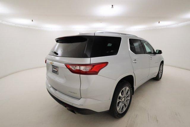 used 2021 Chevrolet Traverse car, priced at $33,499