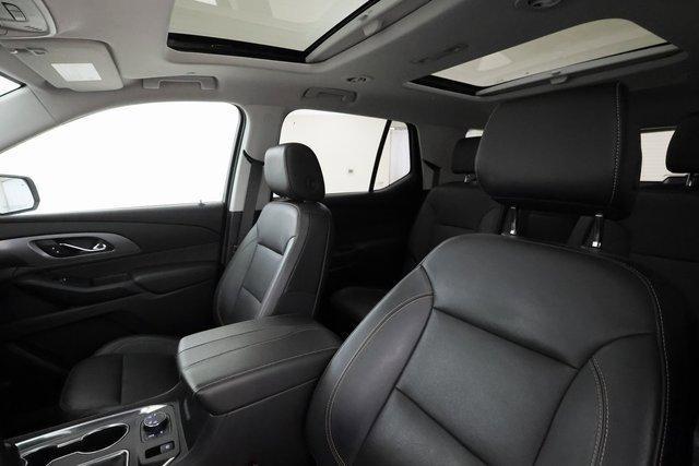 used 2021 Chevrolet Traverse car, priced at $33,499