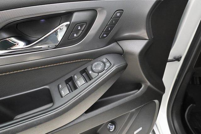 used 2021 Chevrolet Traverse car, priced at $33,499