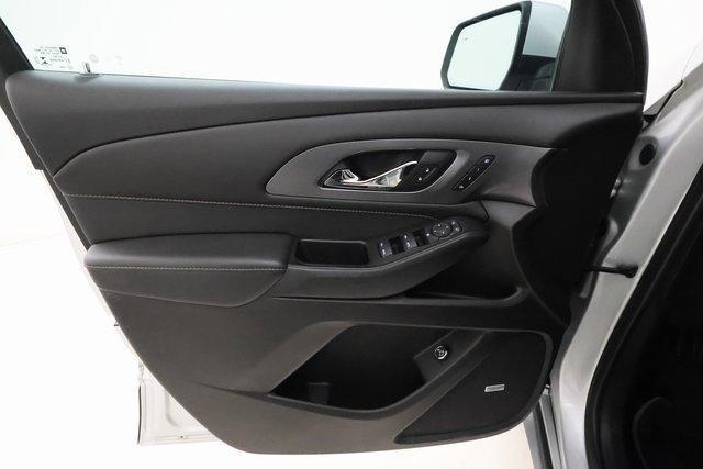used 2021 Chevrolet Traverse car, priced at $33,499