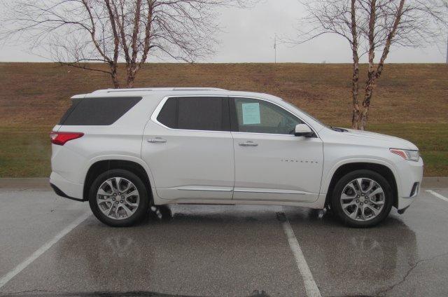 used 2020 Chevrolet Traverse car, priced at $26,500