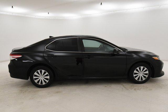 used 2019 Toyota Camry Hybrid car, priced at $23,991