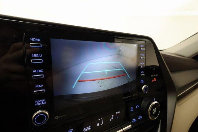 used 2022 Toyota Highlander car, priced at $33,765