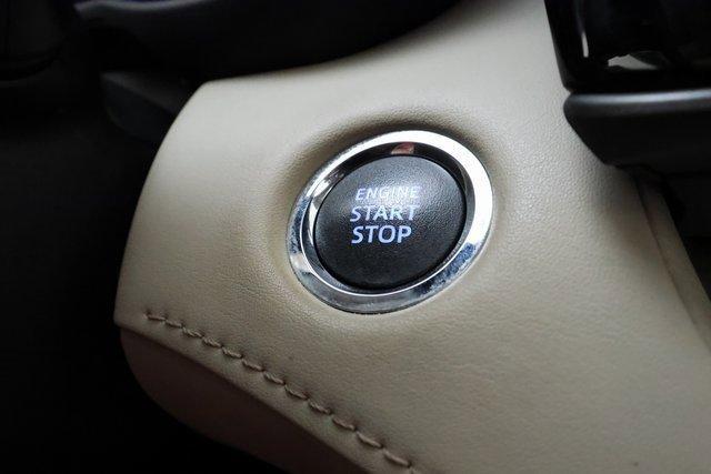 used 2022 Toyota Highlander car, priced at $33,765
