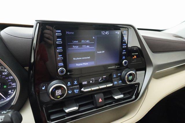 used 2022 Toyota Highlander car, priced at $33,765