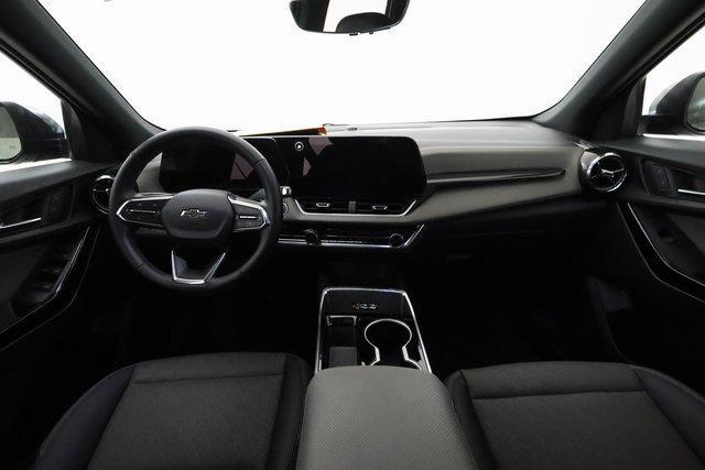 used 2025 Chevrolet Equinox car, priced at $32,500