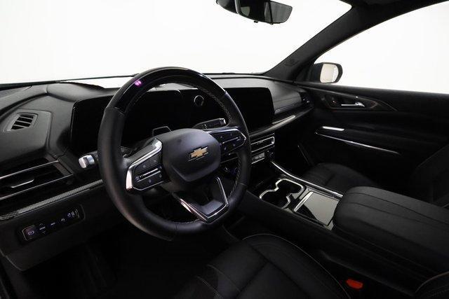 used 2025 Chevrolet Traverse car, priced at $50,989