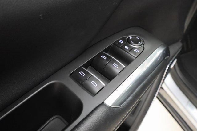 used 2025 Chevrolet Traverse car, priced at $50,989