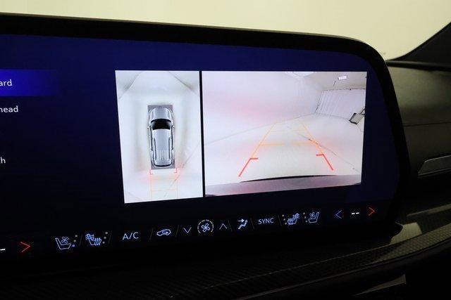 used 2025 Chevrolet Traverse car, priced at $50,989