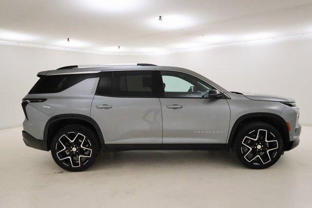 used 2025 Chevrolet Traverse car, priced at $50,989