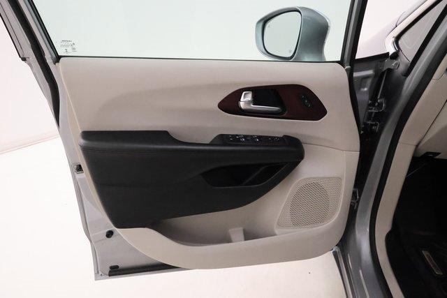used 2020 Chrysler Pacifica car, priced at $21,333
