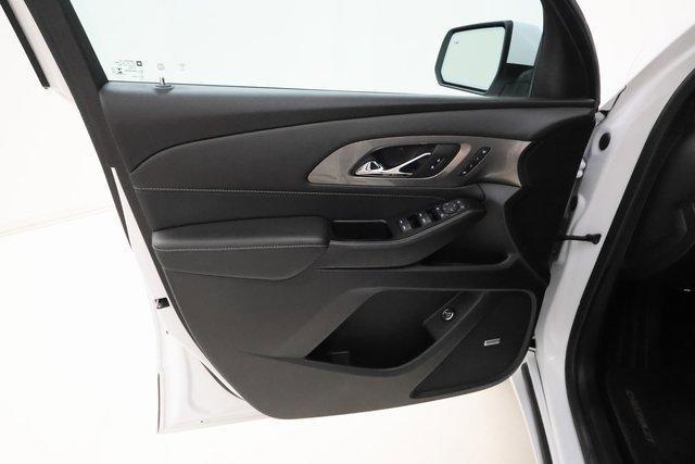 used 2022 Chevrolet Traverse car, priced at $33,011