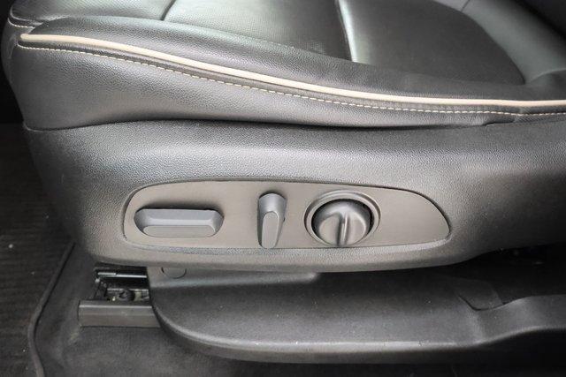 used 2022 Chevrolet Traverse car, priced at $33,011