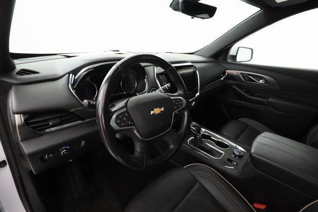 used 2022 Chevrolet Traverse car, priced at $33,011