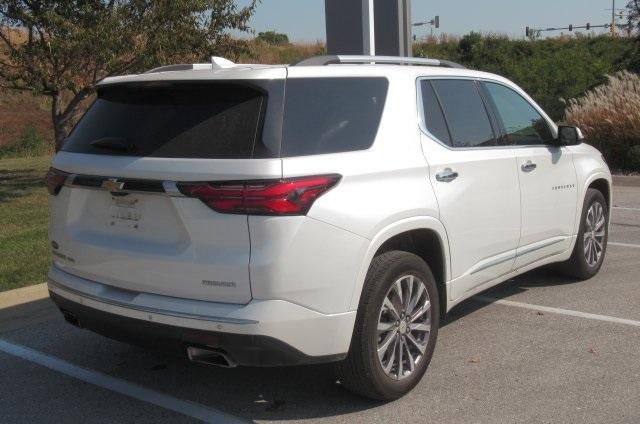 used 2022 Chevrolet Traverse car, priced at $36,111