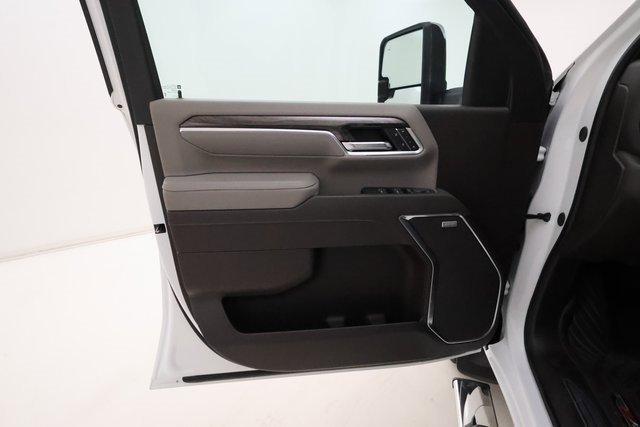 used 2025 Chevrolet Silverado 2500 car, priced at $60,000